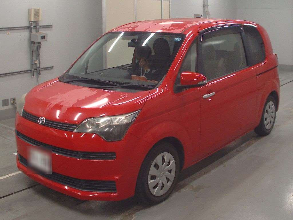 2013 Toyota Spade NCP141[0]