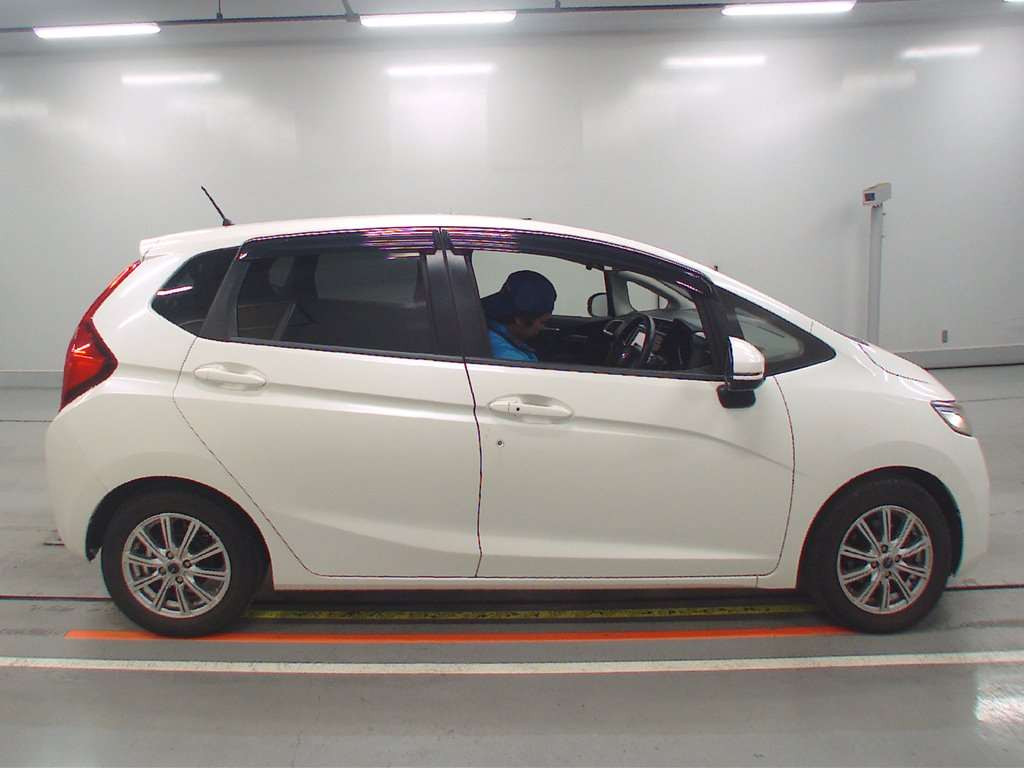 2014 Honda Fit GK3[2]