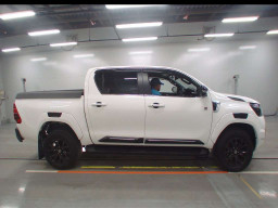 2023 Toyota Hilux