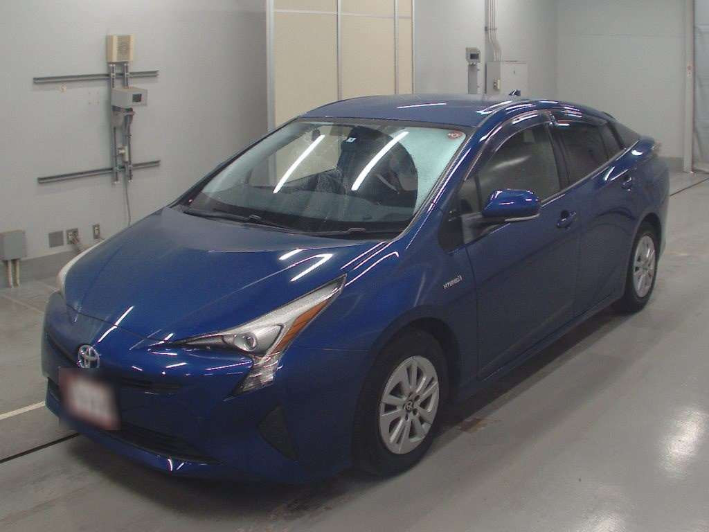 2017 Toyota Prius ZVW50[0]