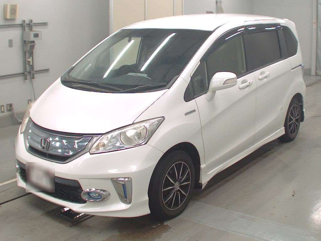 2014 Honda Freed hybrid GP3[0]