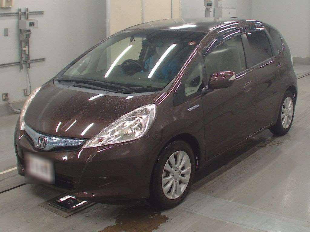 2013 Honda Fit Hybrid GP1[0]