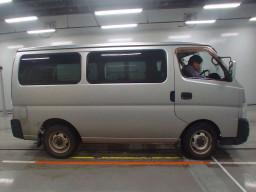 2003 Nissan Caravan Van