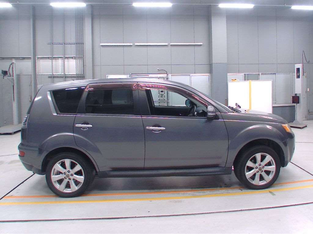 2010 Mitsubishi Outlander CW5W[2]