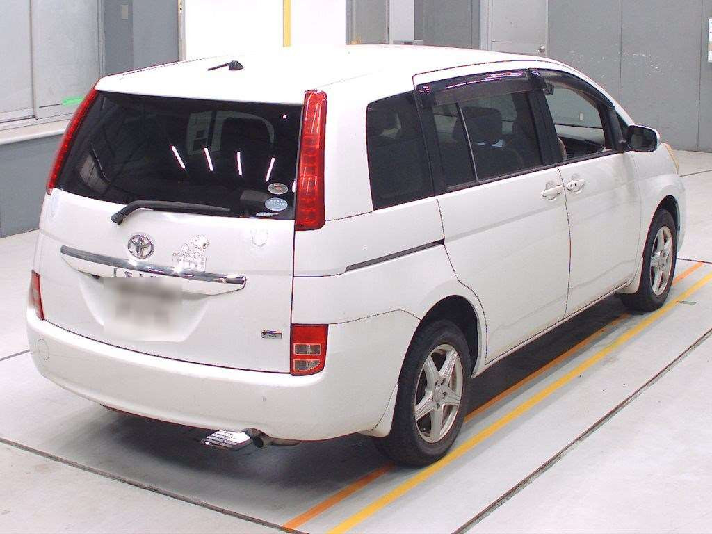 2010 Toyota Isis ZGM15G[1]