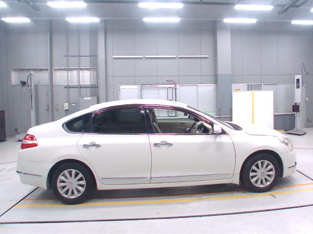 2009 Nissan Teana J32[2]