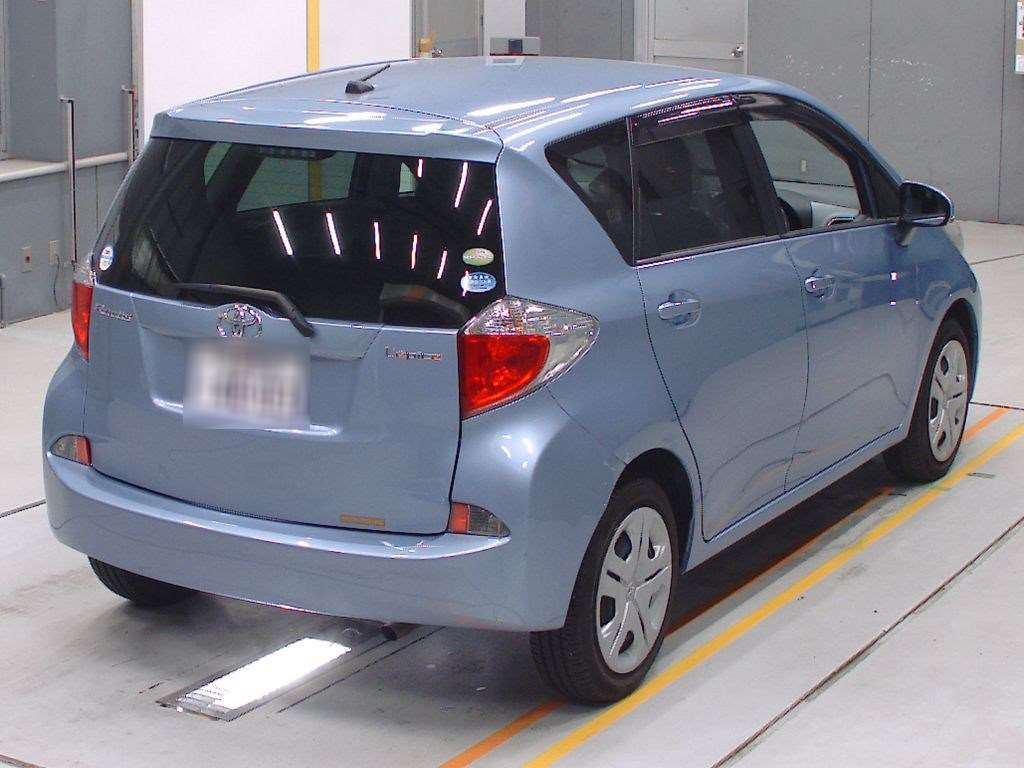 2011 Toyota Ractis NSP120[1]