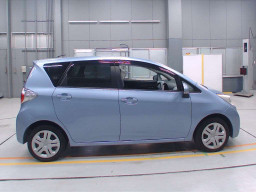 2011 Toyota Ractis