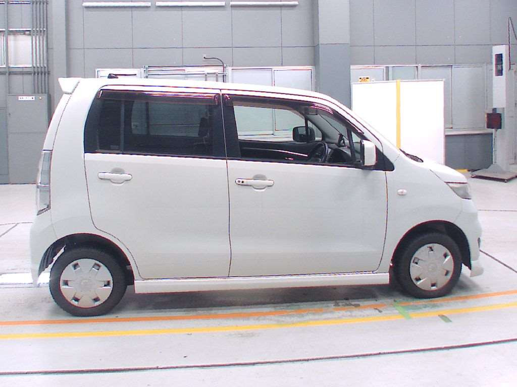 2010 Suzuki WAGON R STINGRAY MH23S[2]