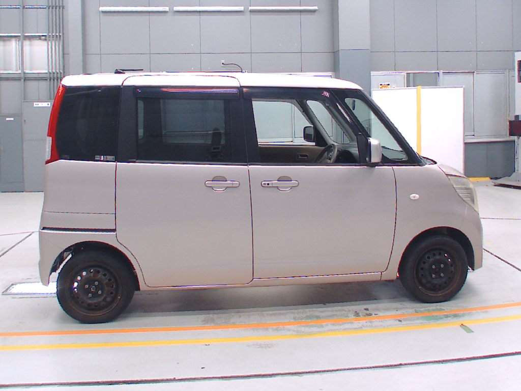 2009 Suzuki Palette MK21S[2]