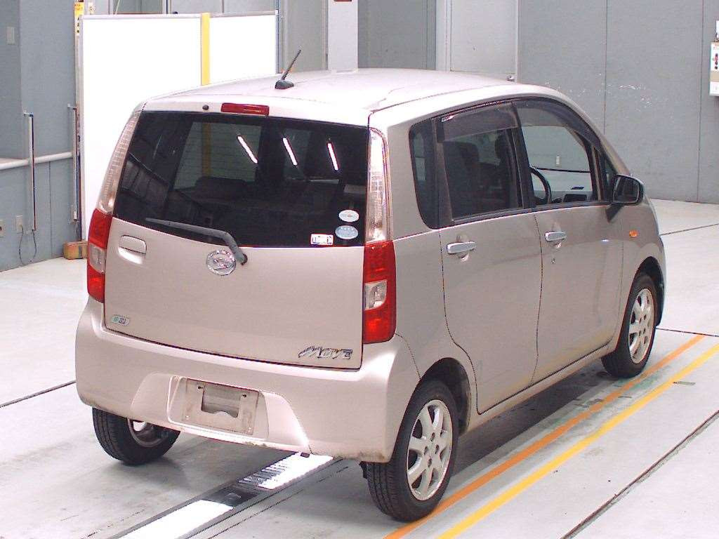 2012 Daihatsu Move LA100S[1]