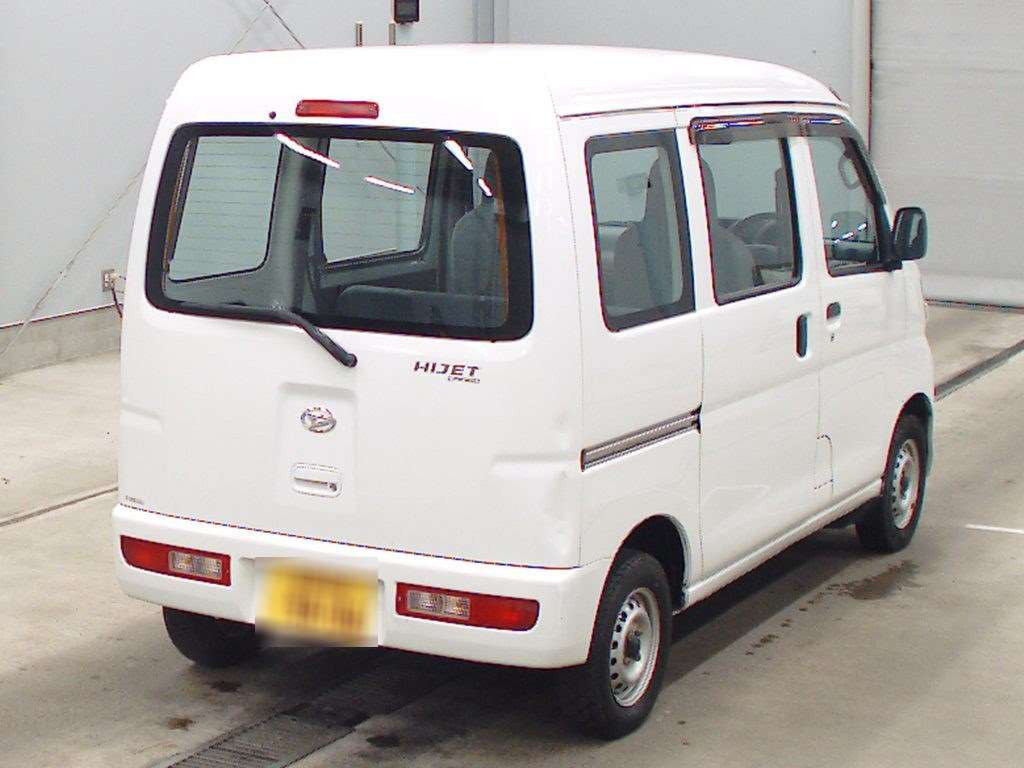 2013 Daihatsu Hijet Cargo S331V[1]