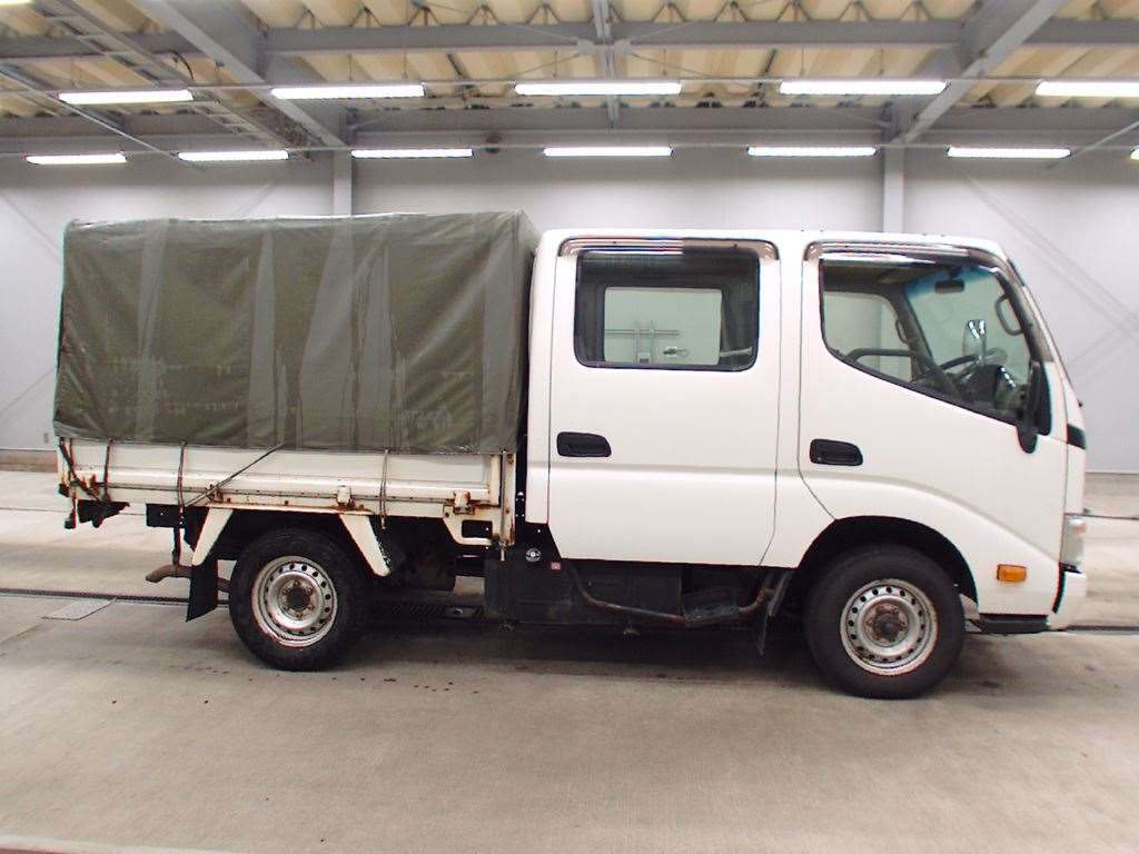 2015 Toyota Toyoace Truck KDY281[2]