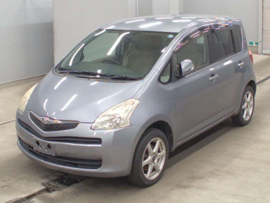 2005 Toyota Ractis