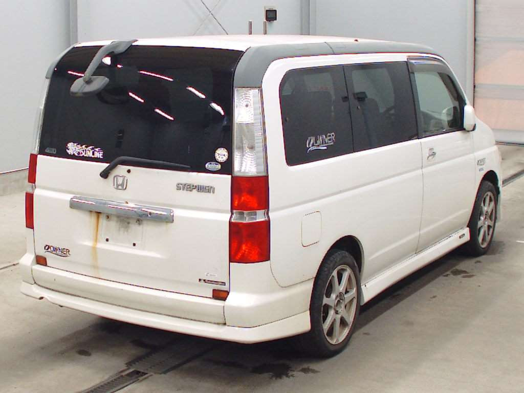 2001 Honda Step WGN RF4[1]