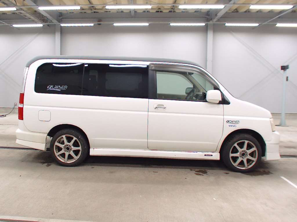 2001 Honda Step WGN RF4[2]