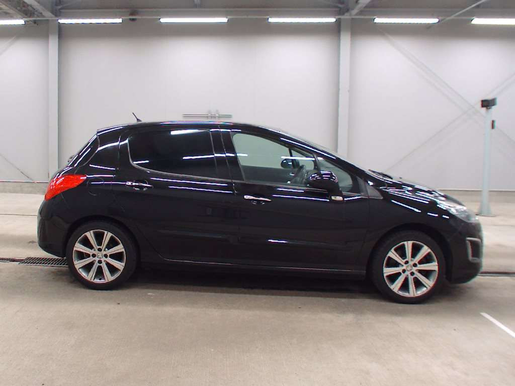 2011 Peugeot 308 T75F02[2]