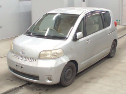 2005 Toyota Porte