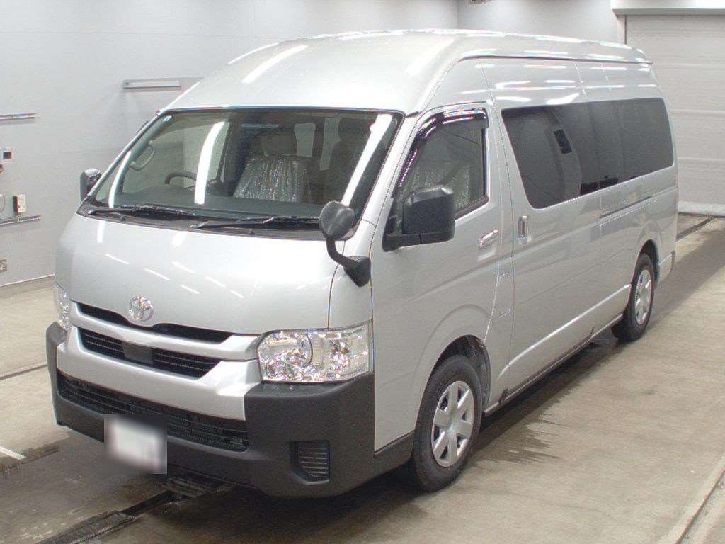 2024 Toyota Hiace Commuter GDH223B[0]