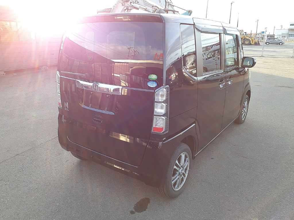 2014 Honda N-BOX JF2[1]