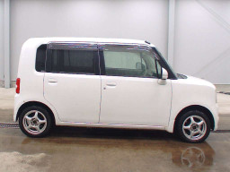 2009 Daihatsu Move Conte