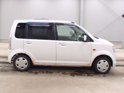 2011 Mitsubishi eK Wagon