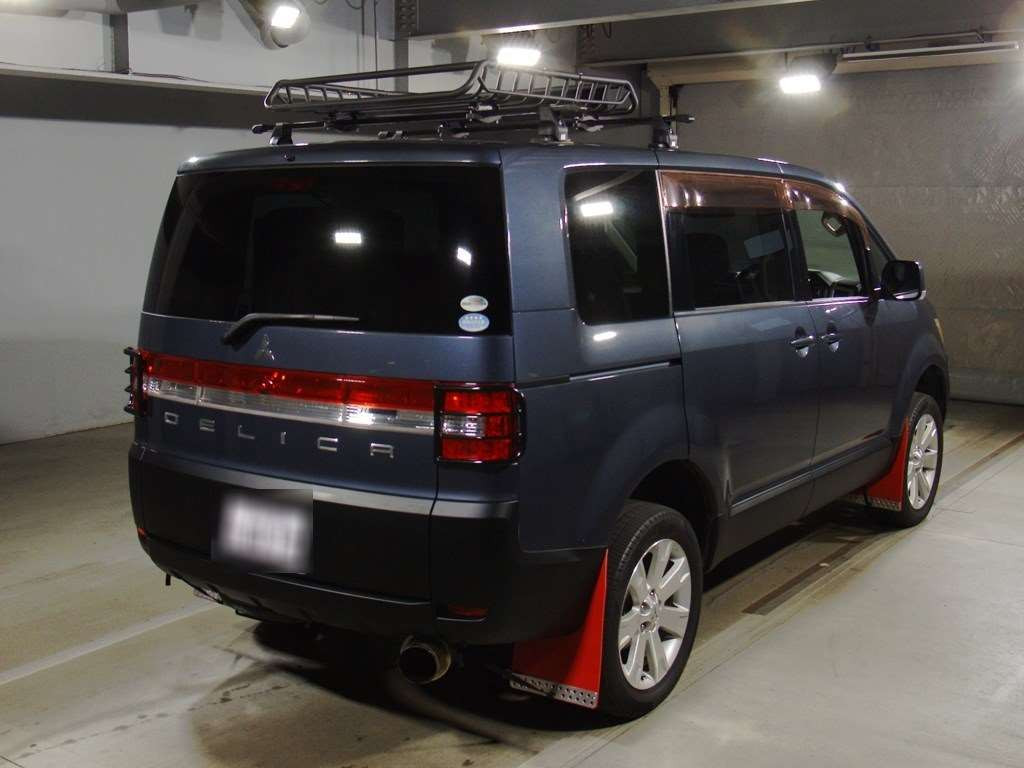 2008 Mitsubishi Delica D5 CV5W[1]