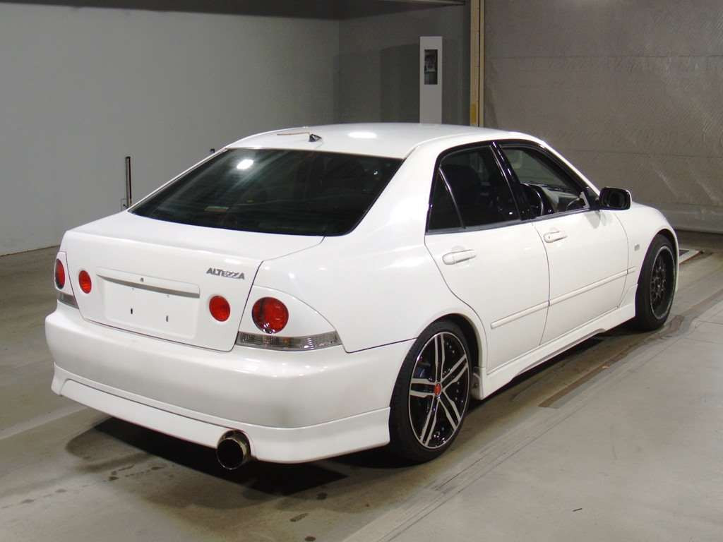 1999 Toyota Altezza SXE10[1]