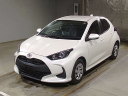 2021 Toyota YARIS