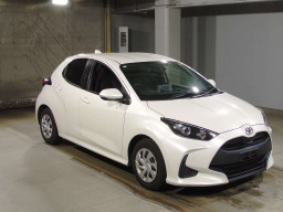 2021 Toyota YARIS