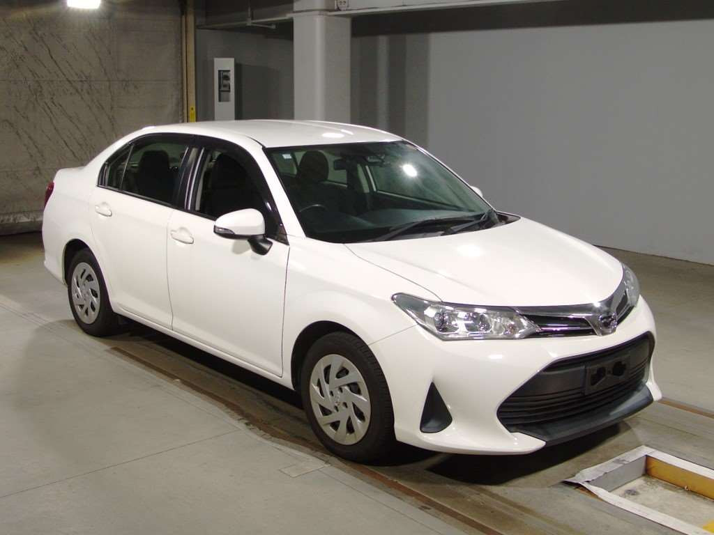 2019 Toyota Corolla Axio NRE161[2]