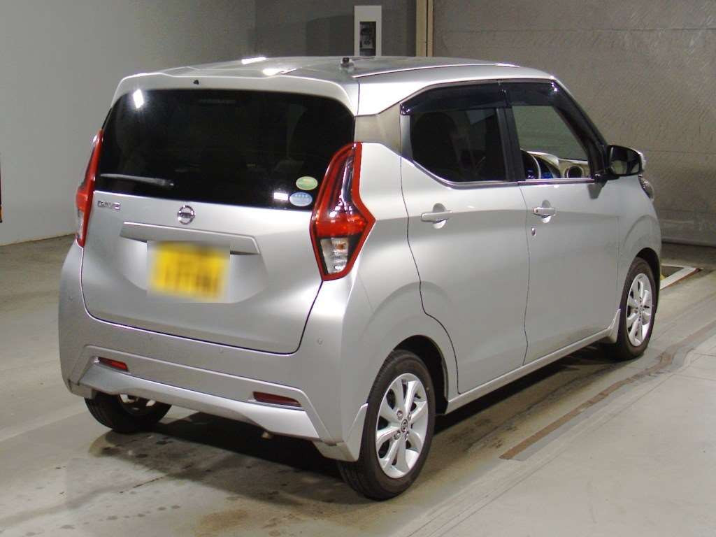 2020 Nissan DAYZ B43W[1]