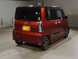 2021 Daihatsu Tanto Custom