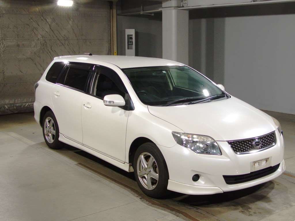 2012 Toyota Corolla Fielder NZE141G[2]