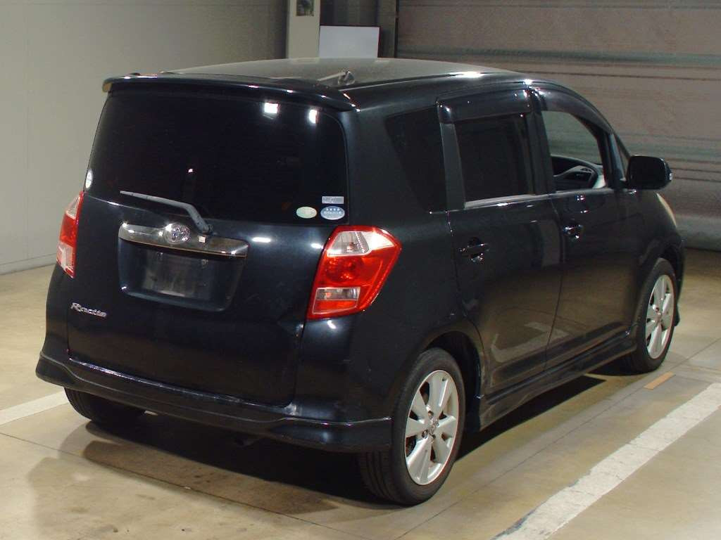 2006 Toyota Ractis NCP100[1]