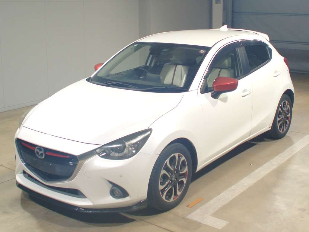 2014 Mazda Demio DJ5FS[0]