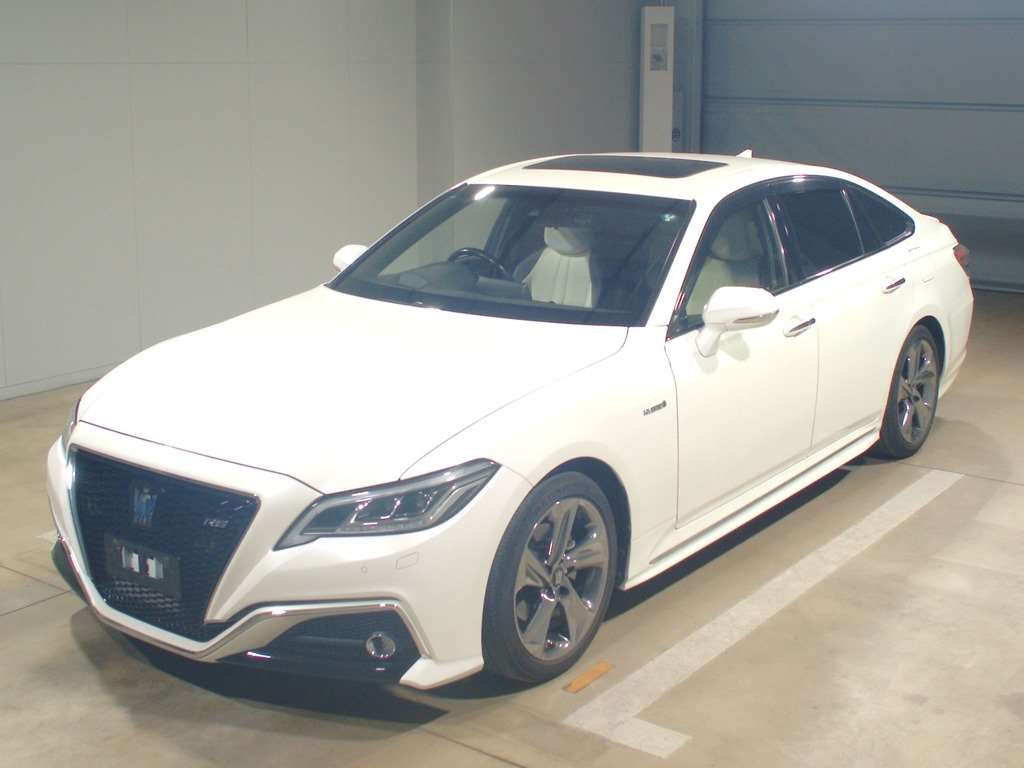 2018 Toyota Crown Hybrid AZSH20[0]