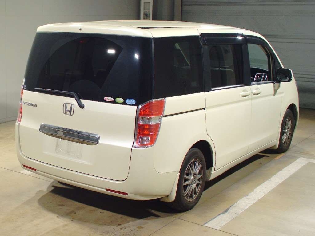 2009 Honda Step WGN RK1[1]