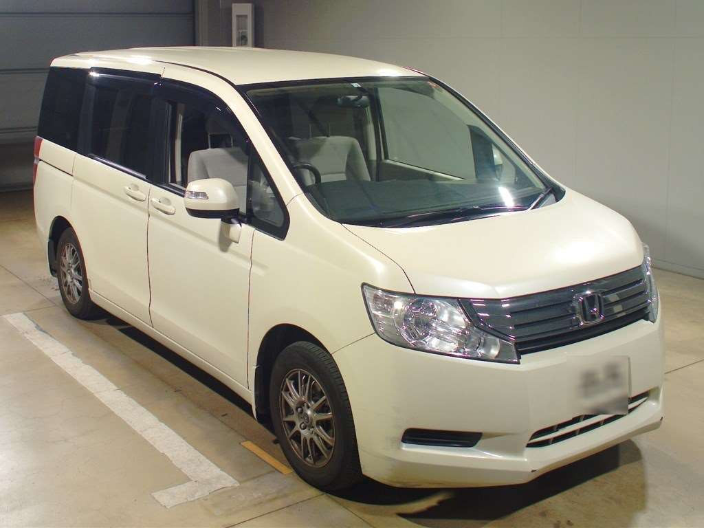 2009 Honda Step WGN RK1[2]