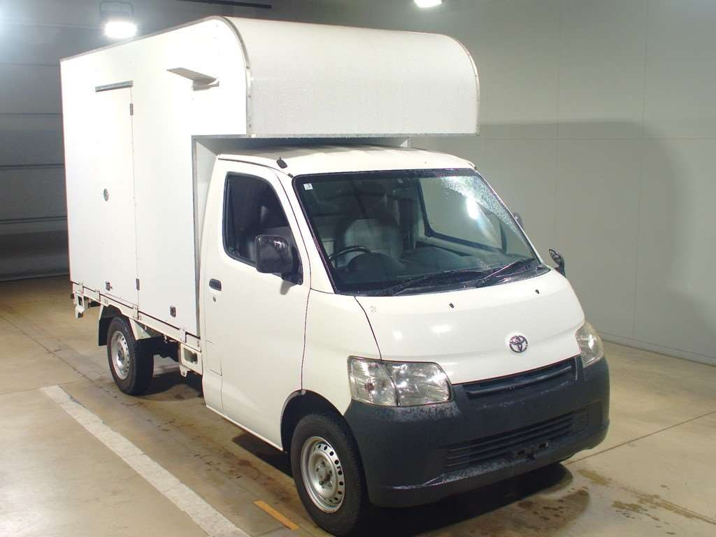 2018 Toyota Townace Truck S402U[2]