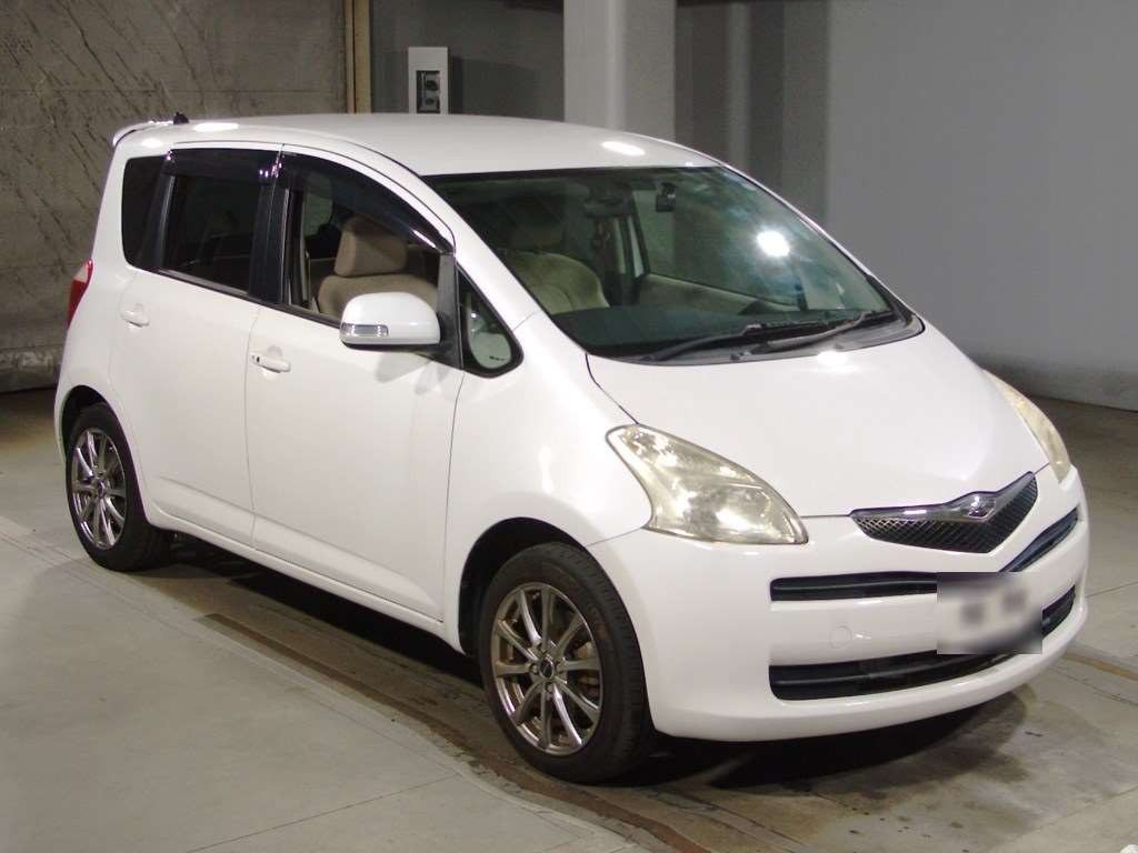 2007 Toyota Ractis SCP100[2]