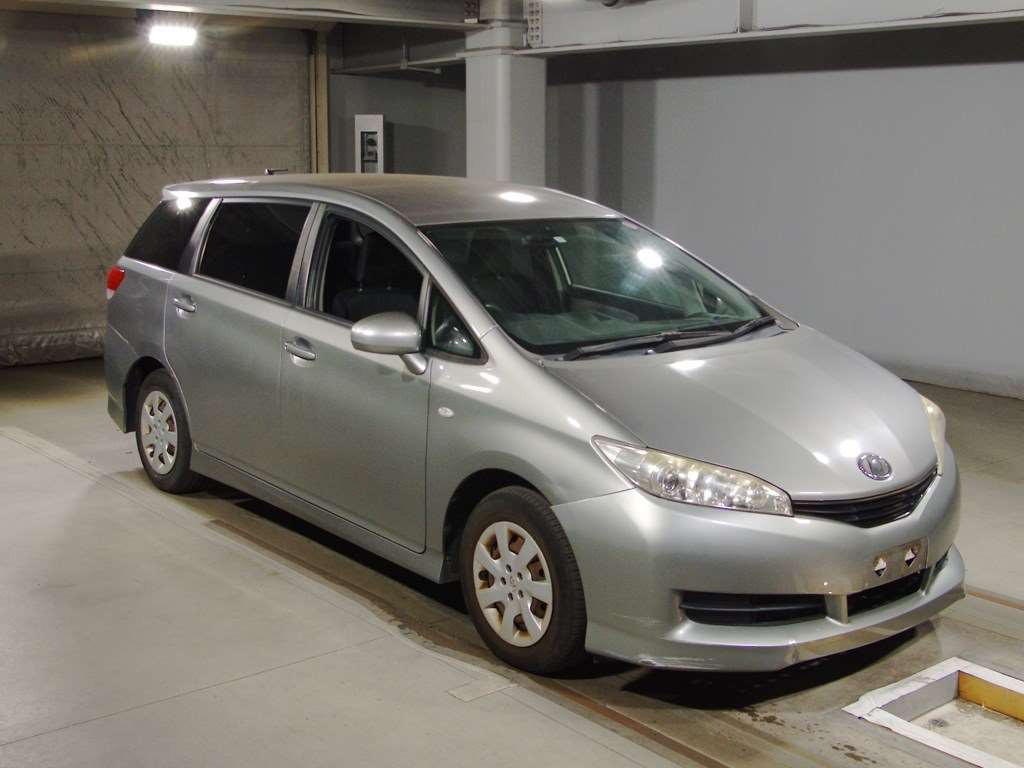 2009 Toyota Wish ZGE20G[2]