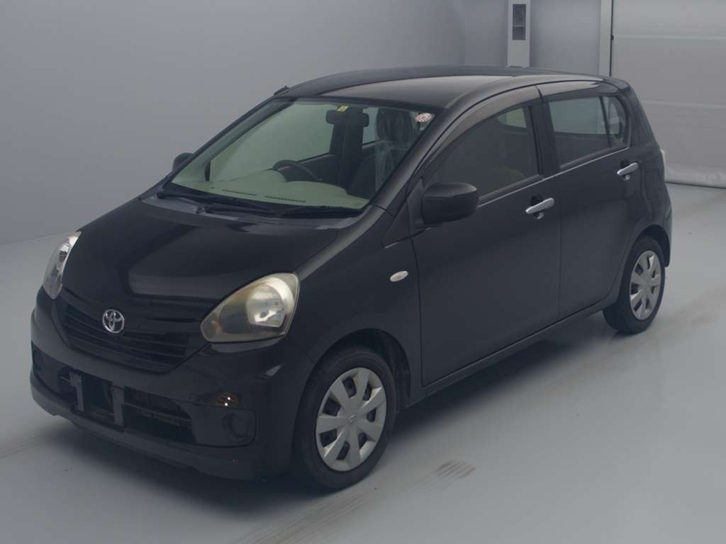 2013 Toyota Pixis Epoch LA300A[0]