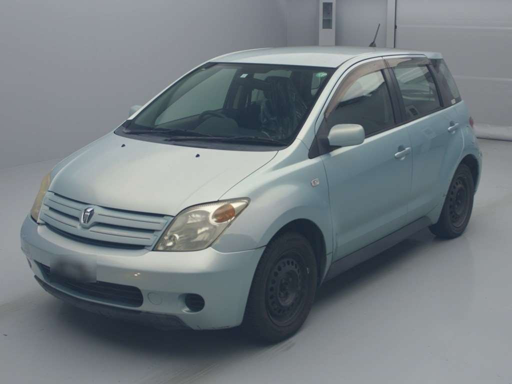 2005 Toyota IST NCP60[0]