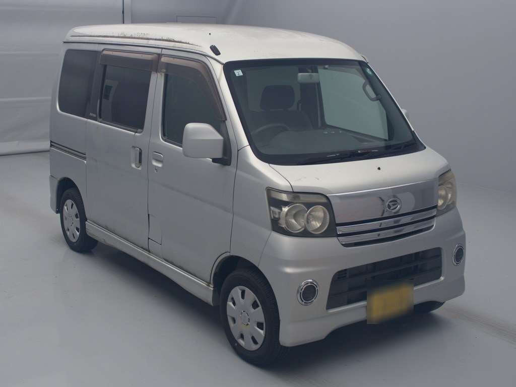 2007 Daihatsu Atrai Wagon S330G[2]