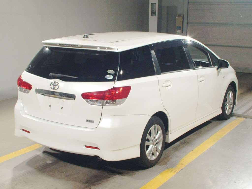 2009 Toyota Wish ZGE20W[1]