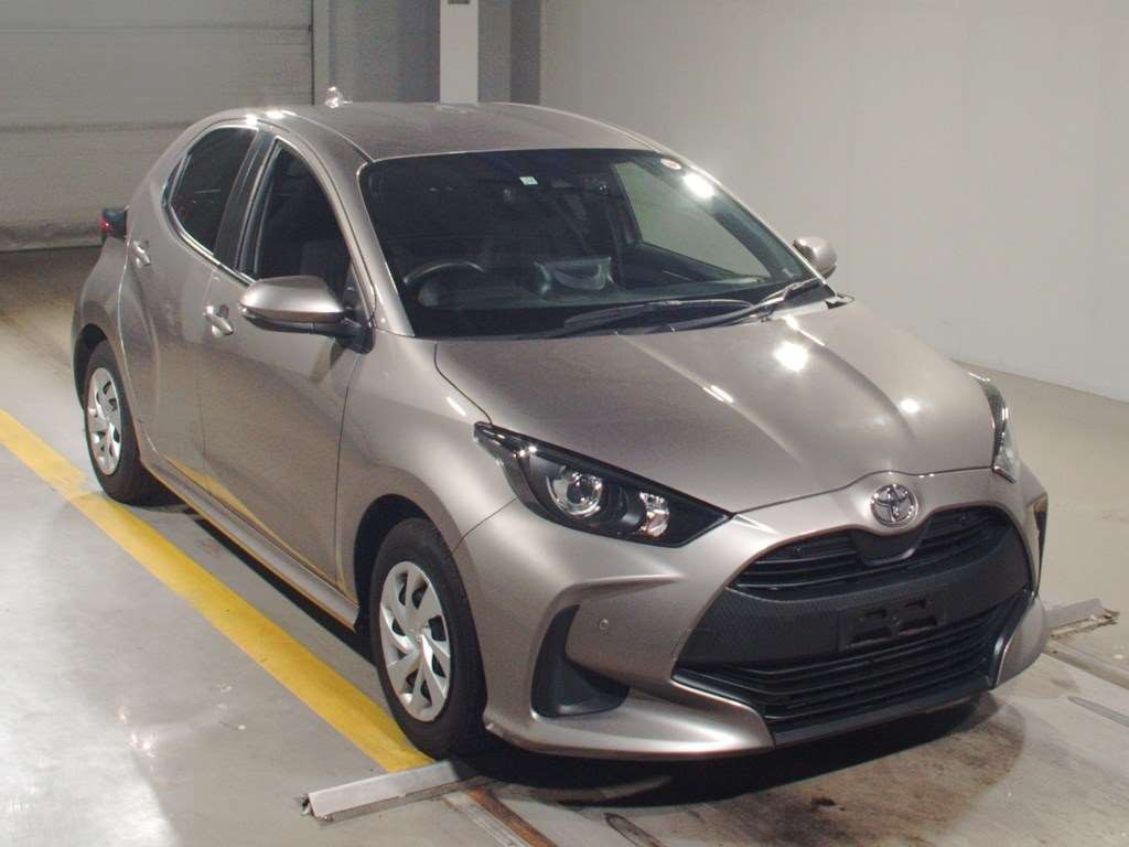 2022 Toyota YARIS KSP210[2]