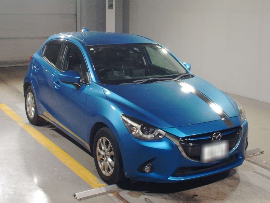 2016 Mazda Demio DJ3FS[2]