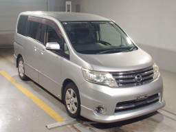 2010 Nissan Serena