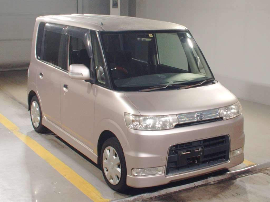 2005 Daihatsu Tanto L350S[2]